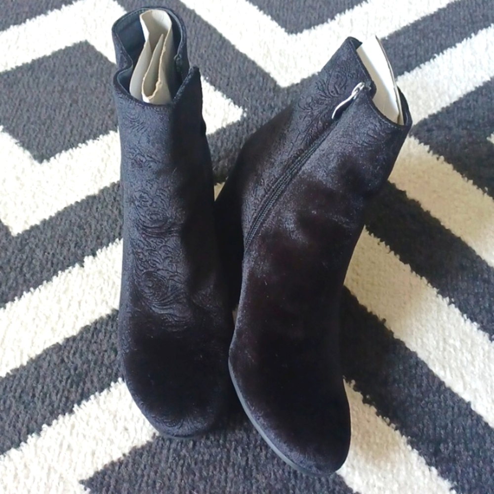🆕Natalie Ankle Boots Sz 11